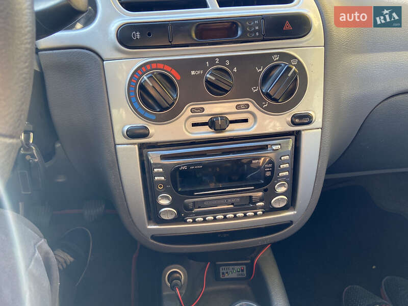 Седан Daewoo Lanos 2005 в Днепре