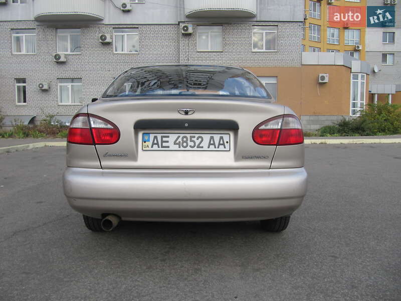 Седан Daewoo Lanos 2004 в Днепре