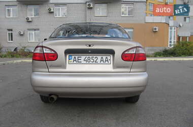 Седан Daewoo Lanos 2004 в Днепре