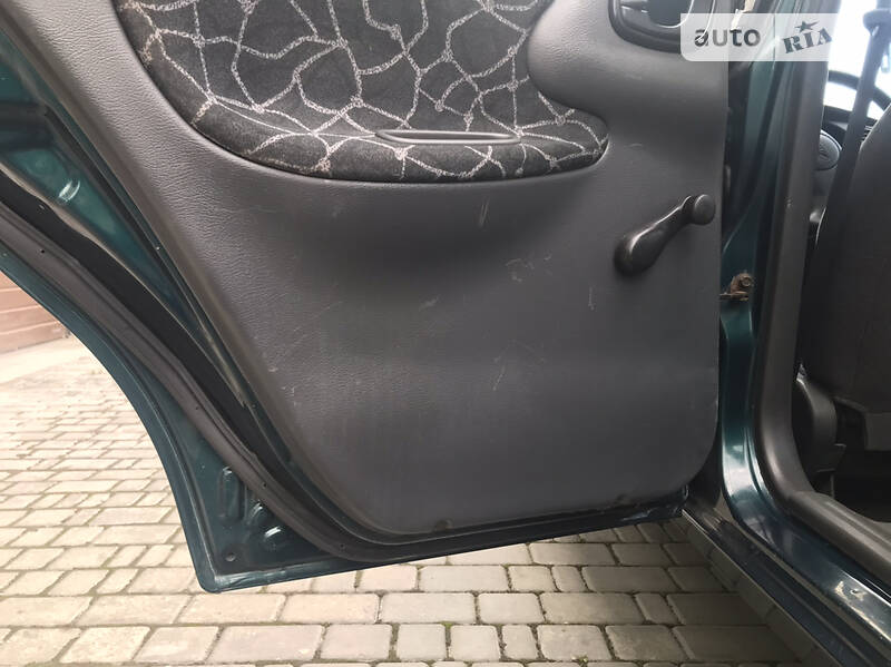 Седан Daewoo Lanos 2004 в Івано-Франківську фото 12 Седан Daewoo Lanos 2004 в Івано-Франківську