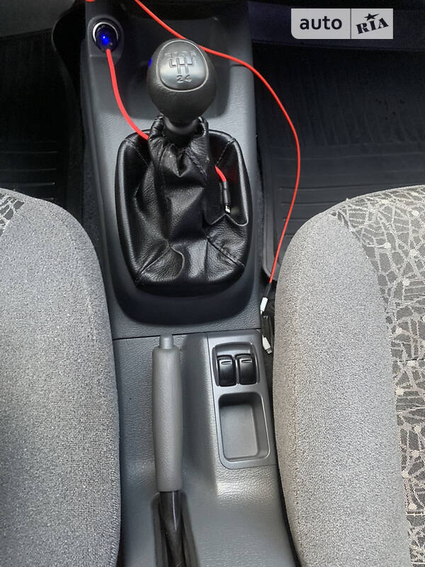 Седан Daewoo Lanos 2011 в Харькове