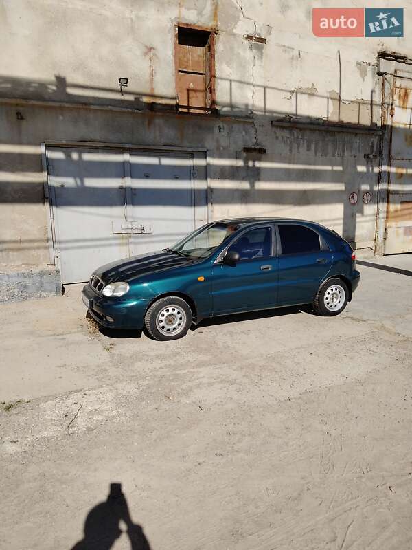 Хэтчбек Daewoo Lanos 1998 в Одессе