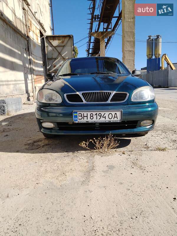 Хэтчбек Daewoo Lanos 1998 в Одессе