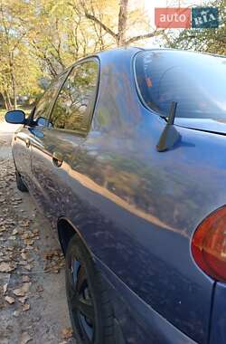 Седан Daewoo Lanos 2004 в Чернигове