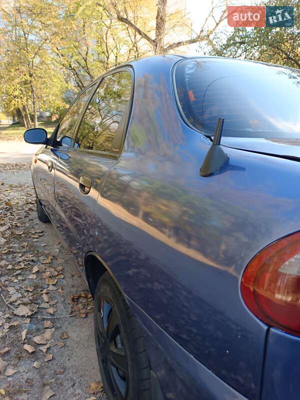 Седан Daewoo Lanos 2004 в Чернигове