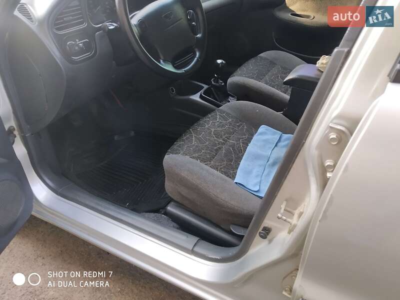 Седан Daewoo Lanos 2006 в Киеве