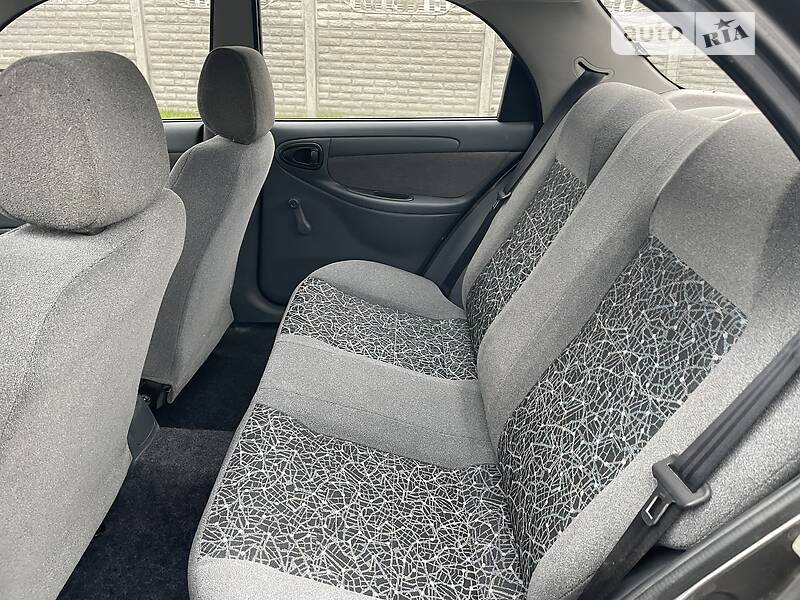 Седан Daewoo Lanos 2011 в Запорожье