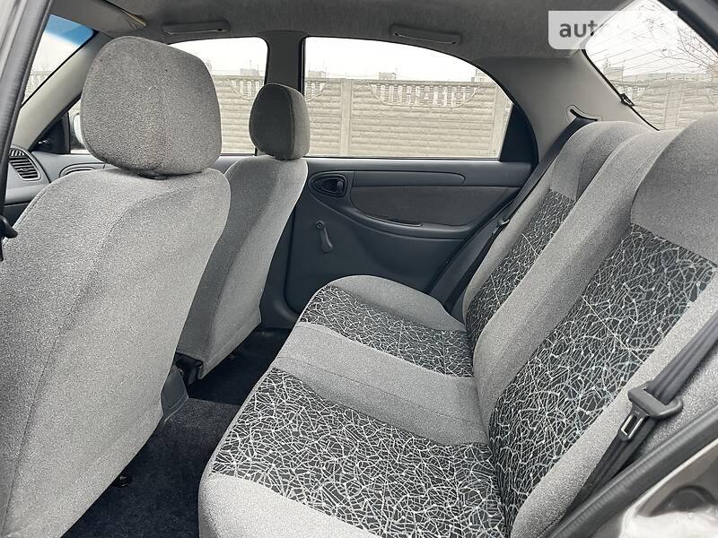 Седан Daewoo Lanos 2011 в Запорожье