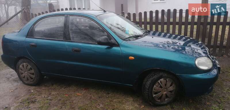 Седан Daewoo Lanos 2005 в Шумске