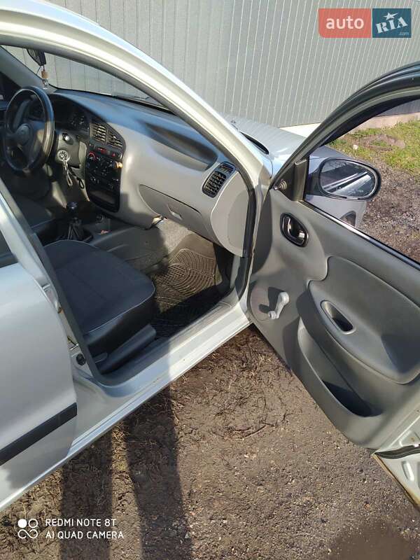 Седан Daewoo Lanos 2008 в Черкасах