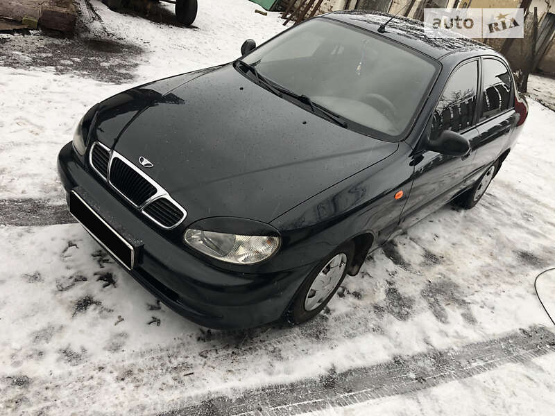 Седан Daewoo Lanos 2008 в Чорнобаї