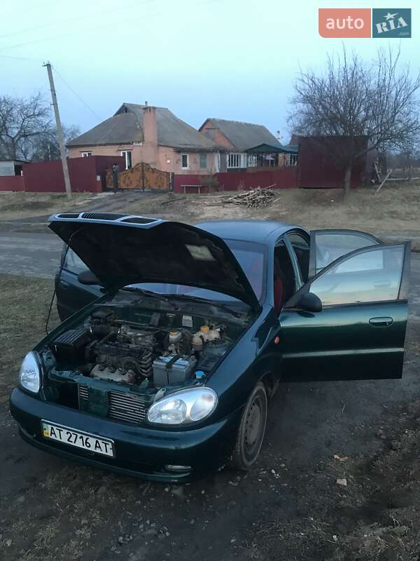 Седан Daewoo Lanos 1998 в Тальному