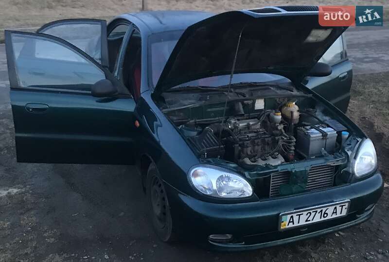 Седан Daewoo Lanos 1998 в Тальному