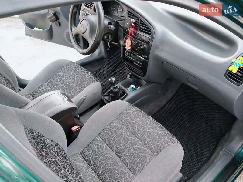 Седан Daewoo Lanos 2007 в Днепре