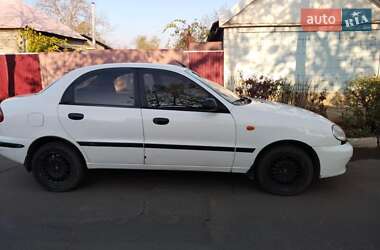 Седан Daewoo Lanos 2005 в Рени
