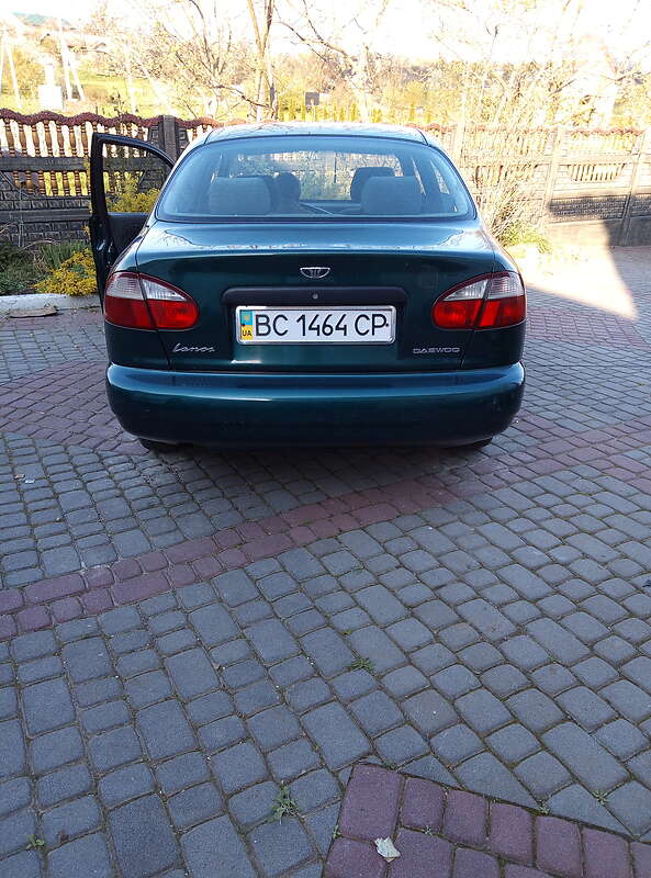 Седан Daewoo Lanos 2003 в Львове