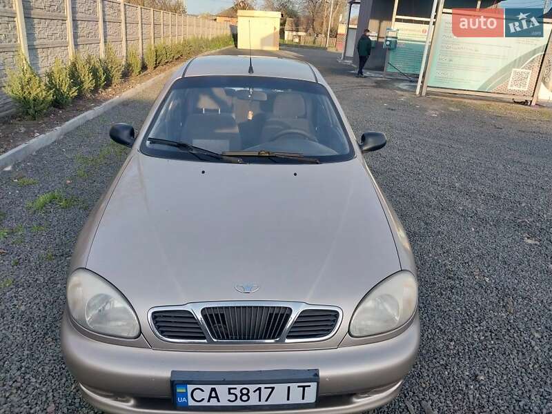 Седан Daewoo Lanos 2004 в Городищеві