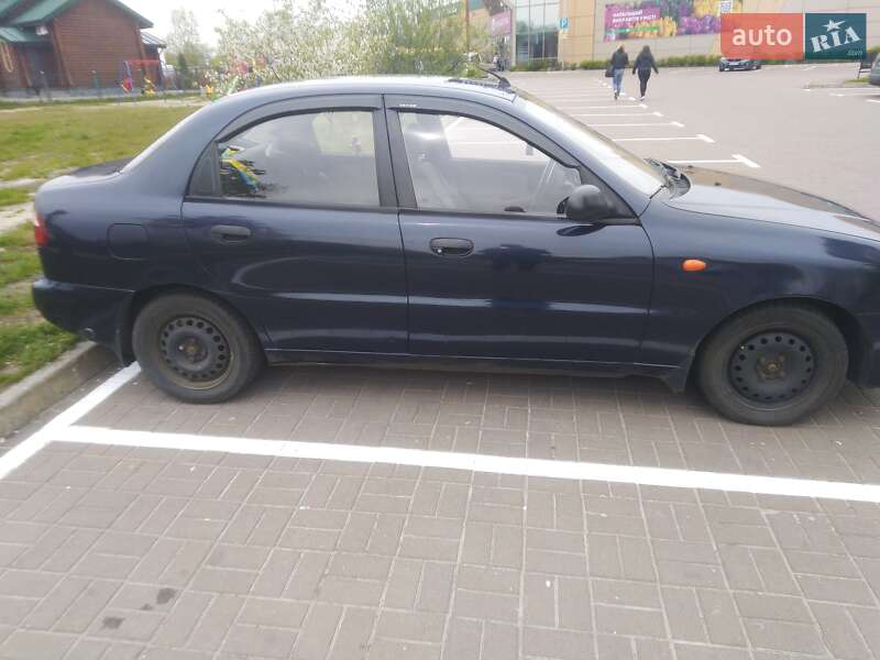 Седан Daewoo Lanos 2005 в Києві