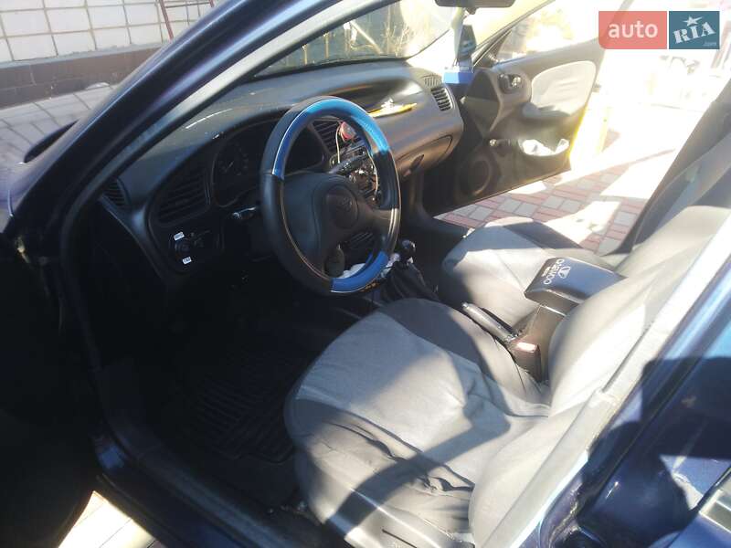 Седан Daewoo Lanos 2005 в Києві