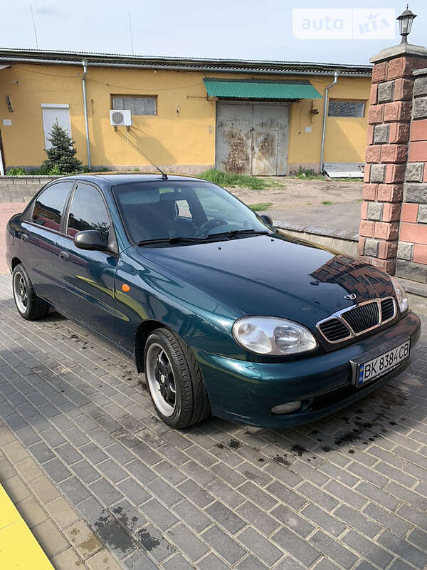 Седан Daewoo Lanos 2006 в Рівному