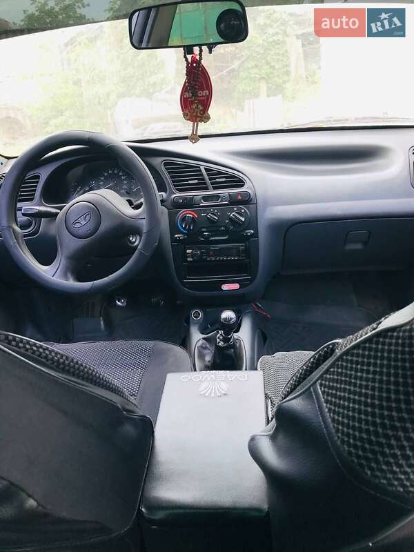 Седан Daewoo Lanos 2005 в Новом Буге