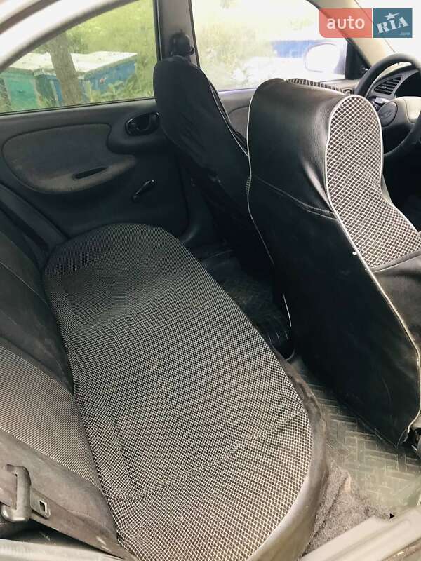 Седан Daewoo Lanos 2005 в Новом Буге