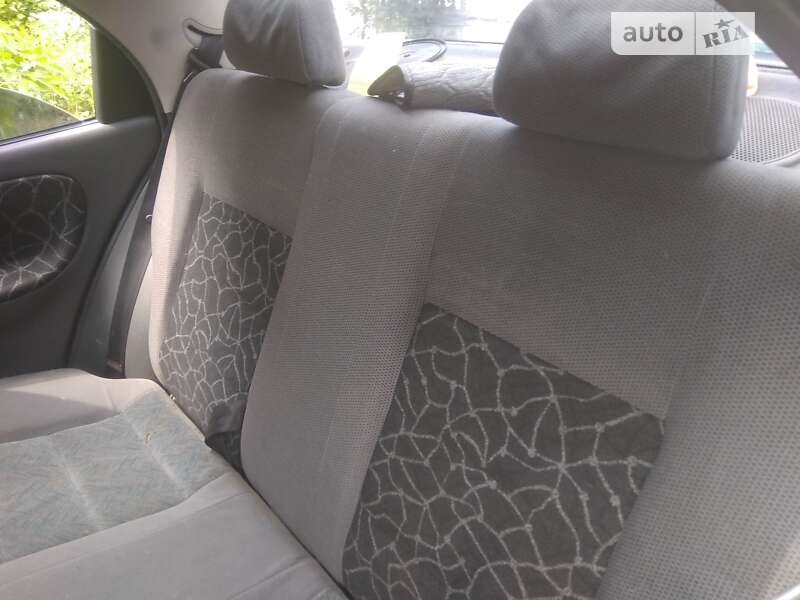 Седан Daewoo Lanos 2004 в Калинівці