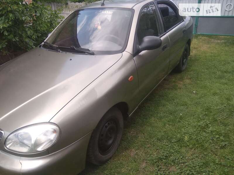 Седан Daewoo Lanos 2004 в Калинівці