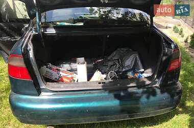 Седан Daewoo Lanos 2003 в Львове