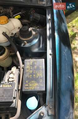 Седан Daewoo Lanos 2003 в Львове