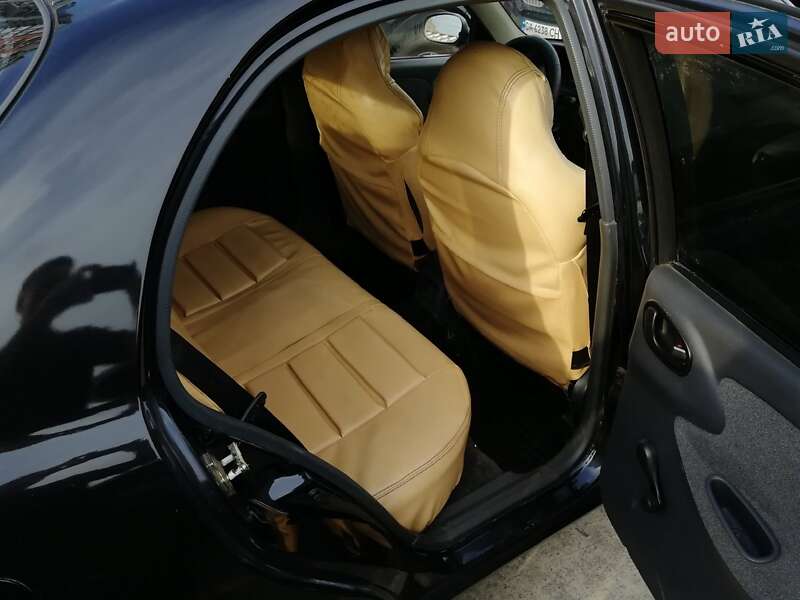 Седан Daewoo Lanos 2006 в Киеве