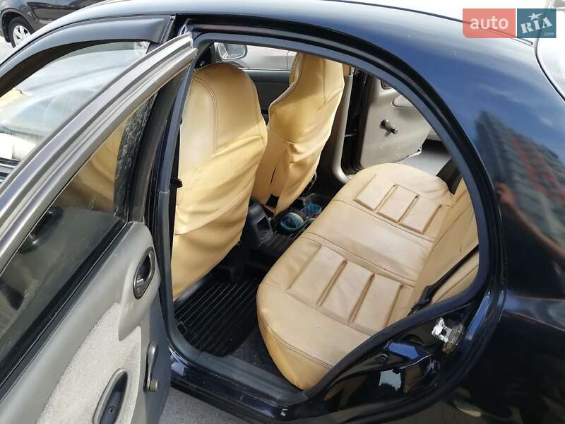 Седан Daewoo Lanos 2006 в Киеве