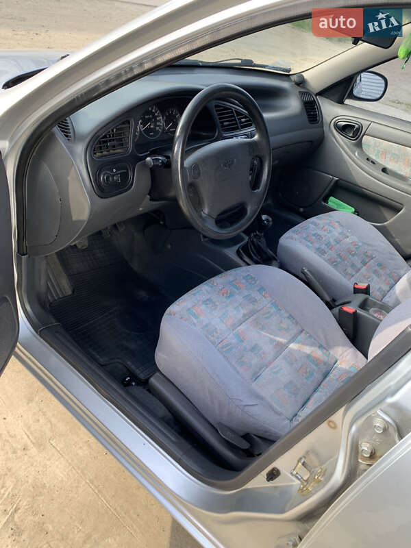 Седан Daewoo Lanos 2005 в Бориславе