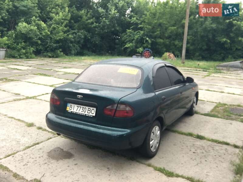 Седан Daewoo Lanos 2006 в Хороле
