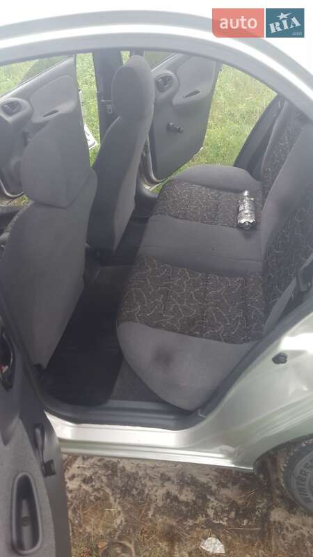 Седан Daewoo Lanos 2007 в Буске