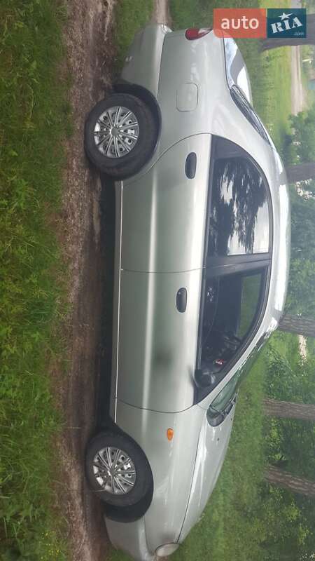 Седан Daewoo Lanos 2007 в Буске