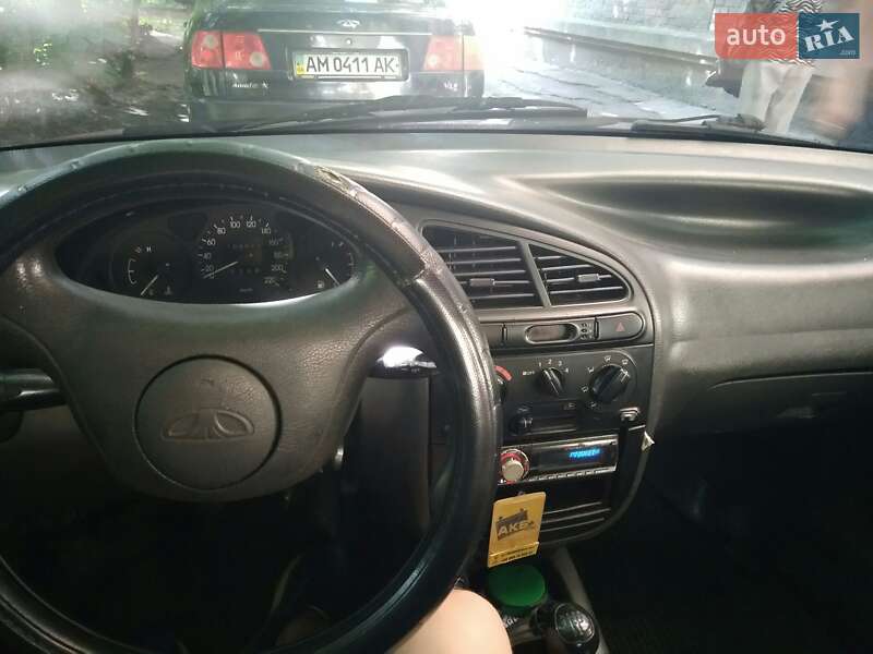 Седан Daewoo Lanos 2006 в Житомире