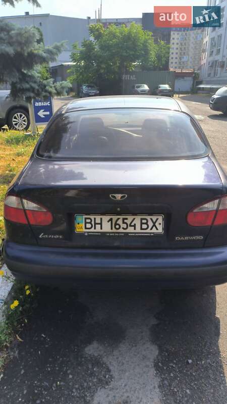 Седан Daewoo Lanos 2004 в Одессе