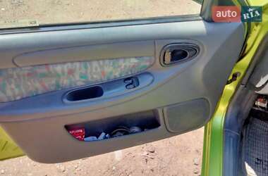 Седан Daewoo Lanos 2002 в 