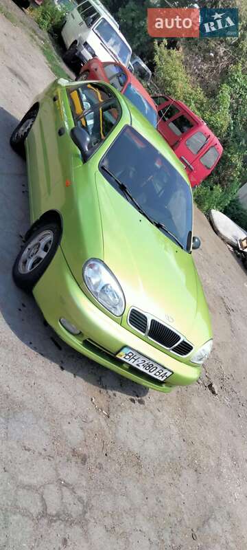 Седан Daewoo Lanos 2002 в 