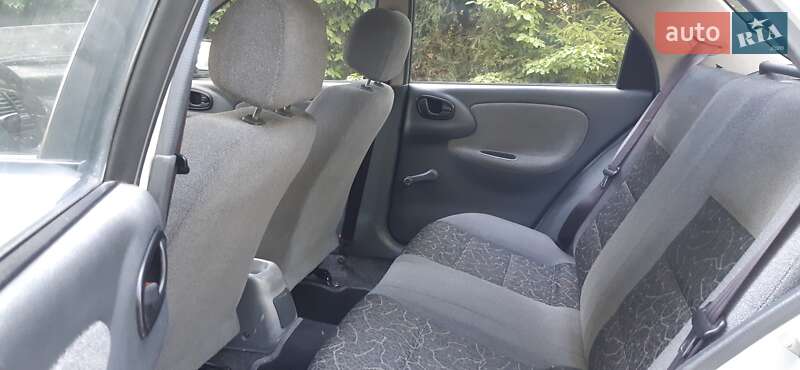 Седан Daewoo Lanos 2008 в Костопілі
