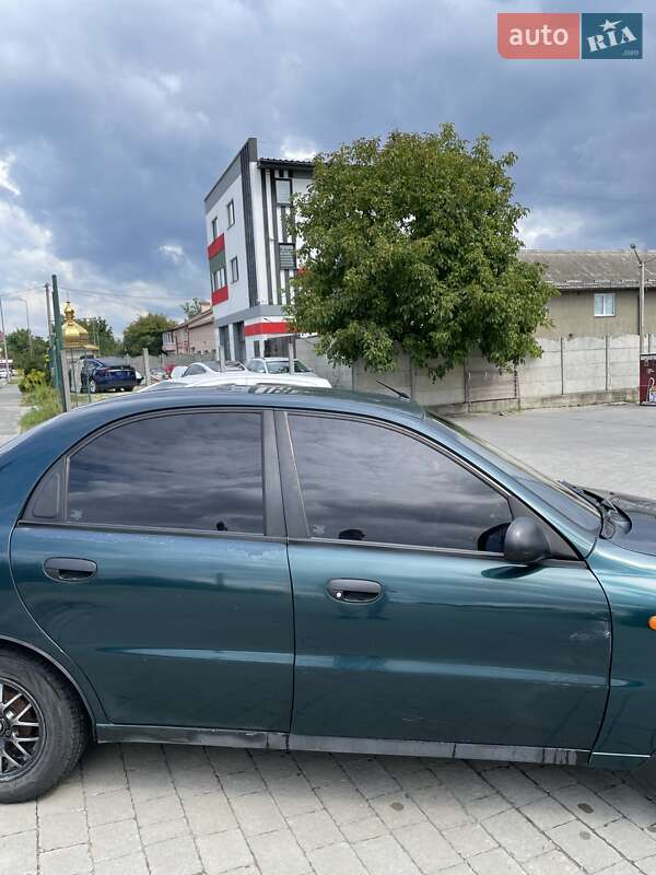 Седан Daewoo Lanos 2003 в Ивано-Франковске