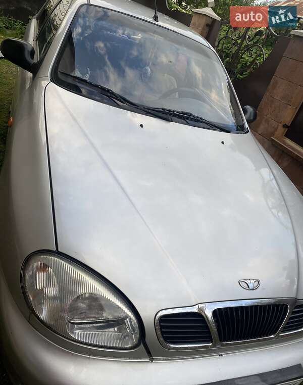 Седан Daewoo Lanos 2003 в Иршаве