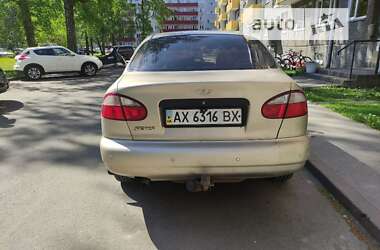 Седан Daewoo Lanos 2004 в Мерефа