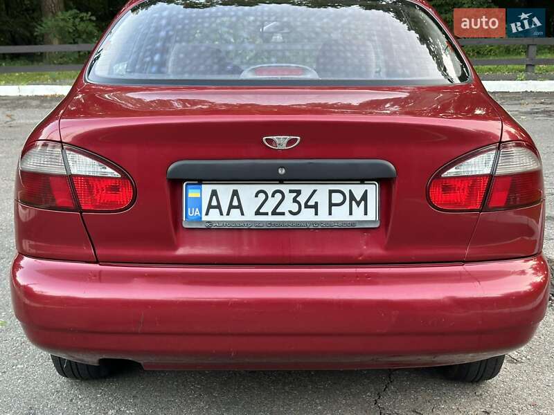 Седан Daewoo Lanos 2006 в Києві