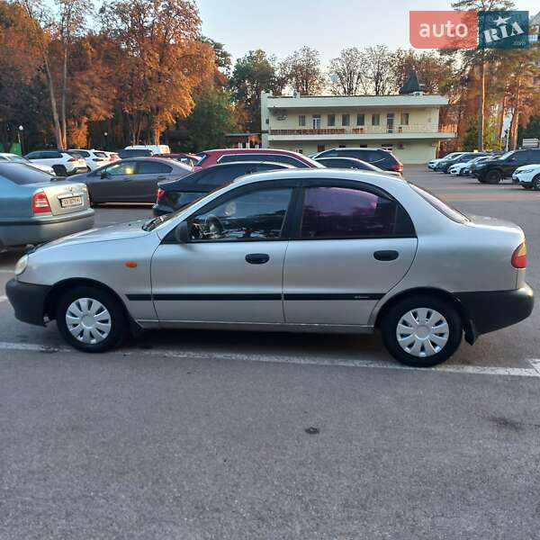 Седан Daewoo Lanos 2003 в Харькове
