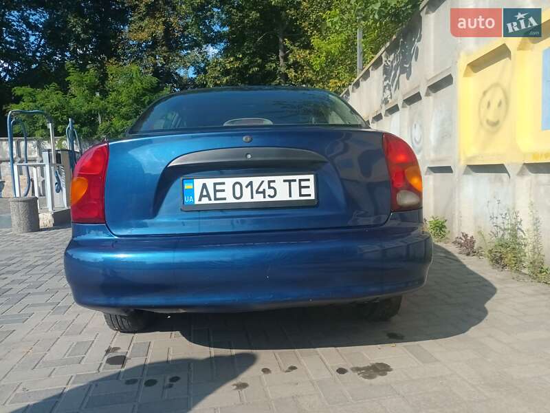 Седан Daewoo Lanos 2005 в Дніпрі