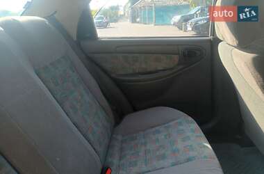 Седан Daewoo Lanos 2005 в Дніпрі