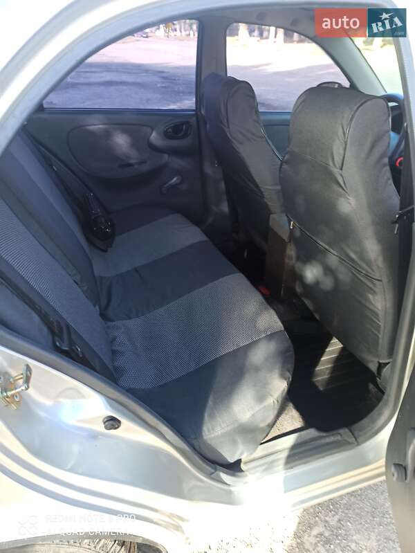 Седан Daewoo Lanos 2007 в Лозовій