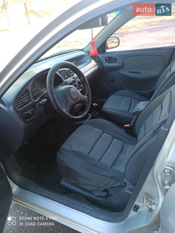 Седан Daewoo Lanos 2007 в Лозовій